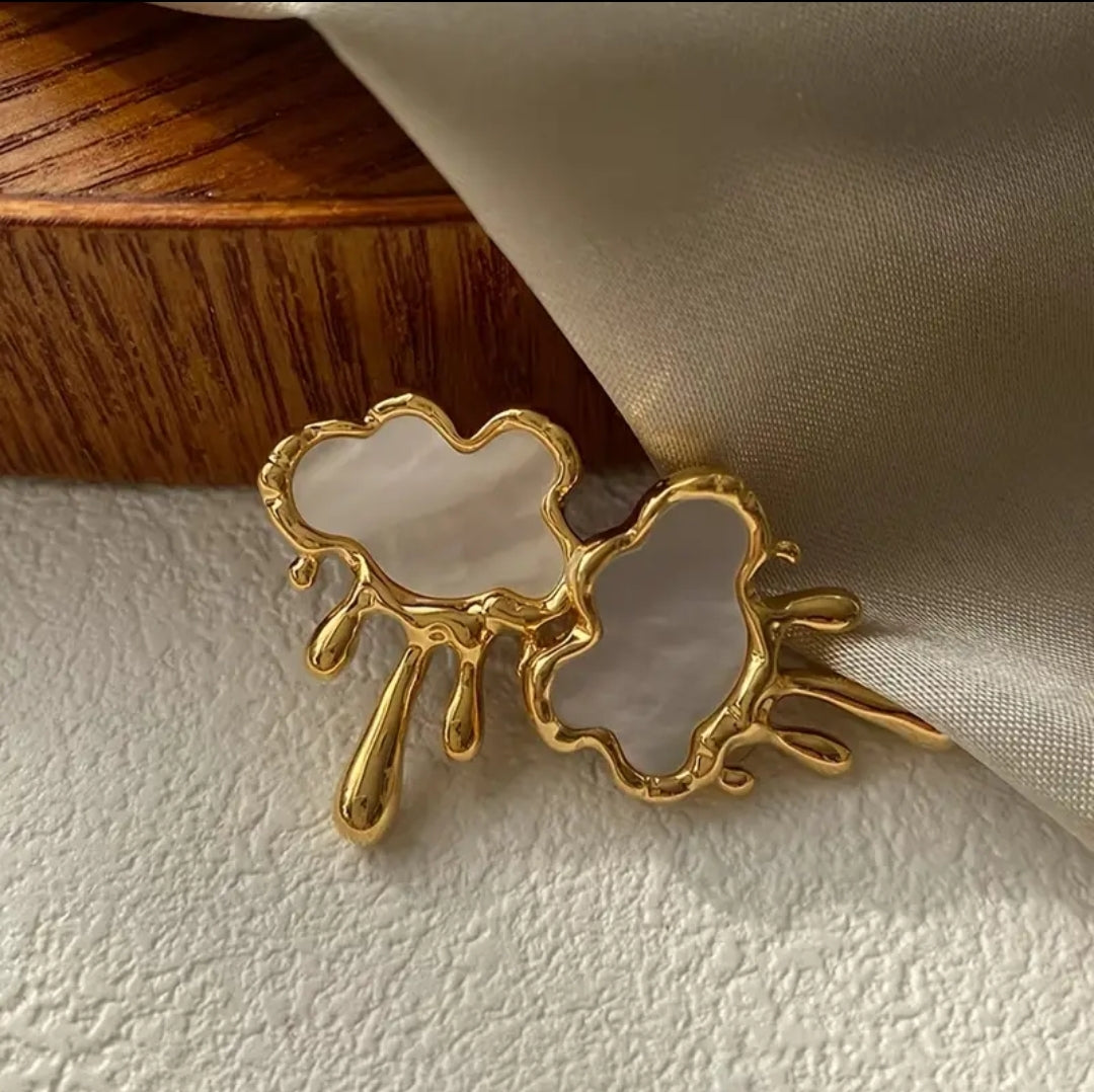 Imitation Mother of Pearl Cloud Studs